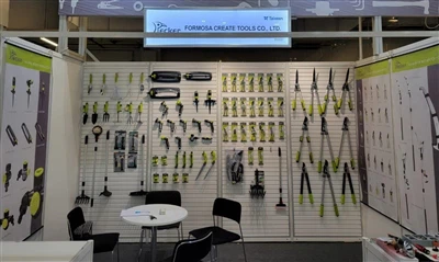 Recapitularea expoziției: